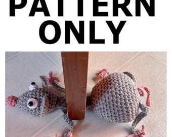Crochet Mouse / crochet door stop / door stopper / mouse / amigurumi / crochet mouse / critter / Pattern
