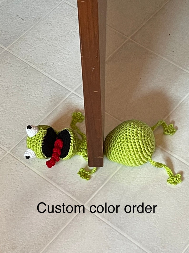 Crochet Frog Door Stopper / Door Stop / Frog Door Stop / Crochet Frog / Frog / Crochet Frog / Pattern only image 8