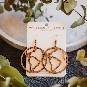 Boucles d’oreilles en bois • LIVRAISON GRATUITE • Boucles d’oreilles Globe • Bijoux en bois • Boucles d’oreilles Drop • Cadeau parfait • Boucles d’oreilles Terre