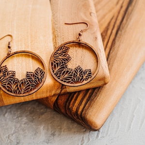 Pendientes de madera • Pendientes leñosos • Envío GRATIS • Joyería de madera • Pendientes colgantes • Pendientes colgantes