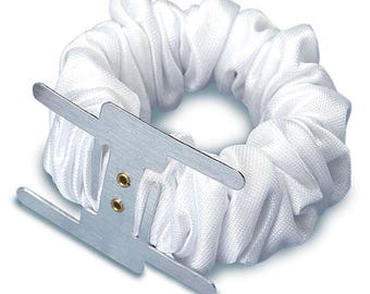 wrist corsage holder