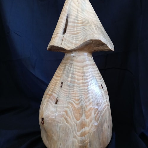Giant Carved Mushrooms shops - Pine