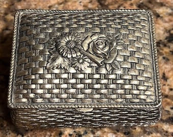 Scatola portagioie vintage in argento placcato e foderata in velluto