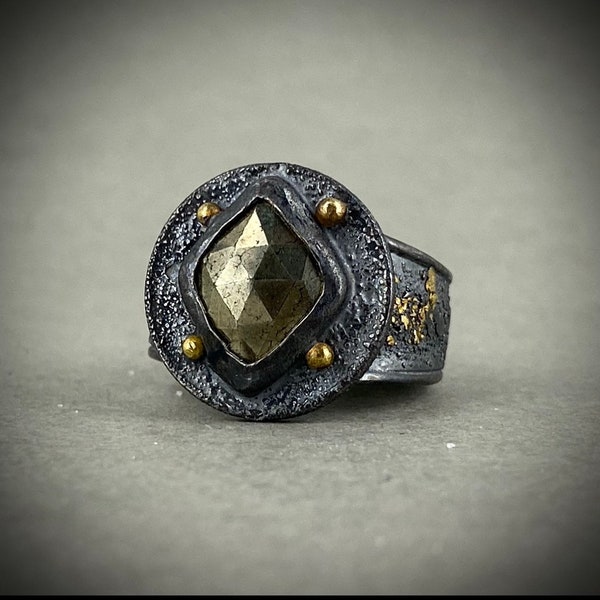 Rustic faceted pyrite ring, sterling silver and 18kt gold. TaiVautierJewelry Tai Vautier Jewelry