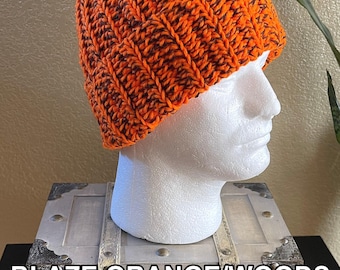 Gorro de camuflaje naranja brillante: gorro de cazador de crochet grueso
