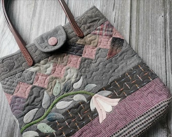 Handmade Floral Applique Patchwork Bag: Rustic Yarn-Dyed Cotton Shoulder Bag