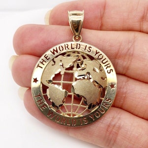 10K Gelbgold Runder Globus Planet Erde Weltkarte Anhänger 1,33", 4,6 Gramm