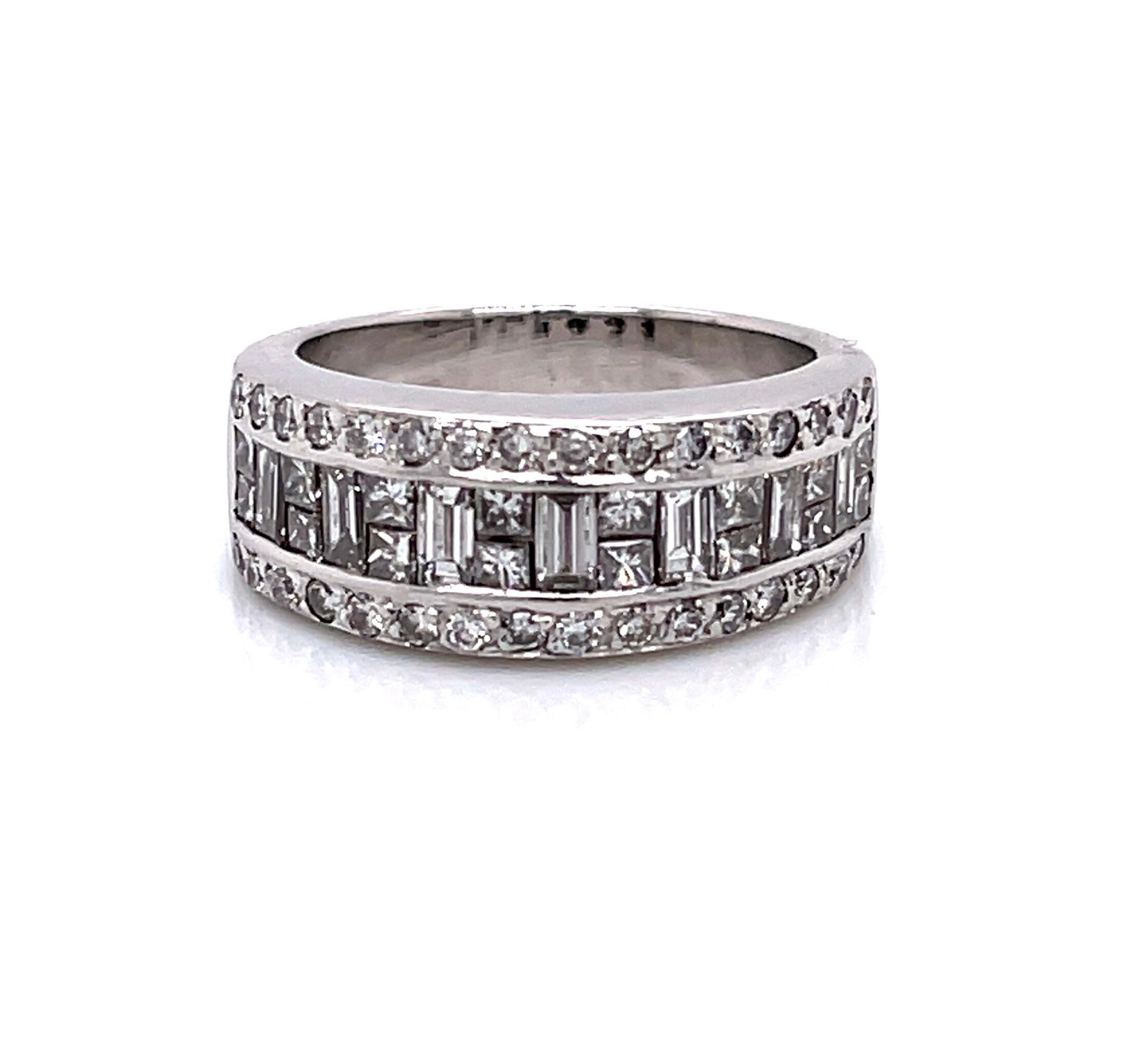 18K Solid White Gold 2 Ct Natural Straight Baguette Diamond Ring VS2, G