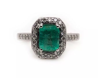 18K Solid White Gold 1.58 Ct Natural Diamond & Emerald Womens Halo Ring VS2, G