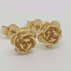 14k Solid Yellow Gold Rose Flower Stud Earrings Push Back 7MM