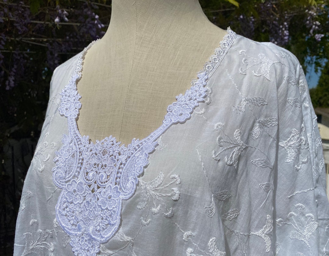 Embroidered Cotton Voile Caftan in White in One Size Etsy