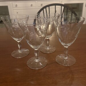 Vintage Etched Wine or Water Glasses, set of 4, 8 oz