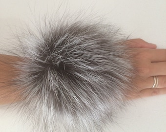 Silver Fox scrunchie, ponytail holder, furry ball, Elastic fur bracelet.