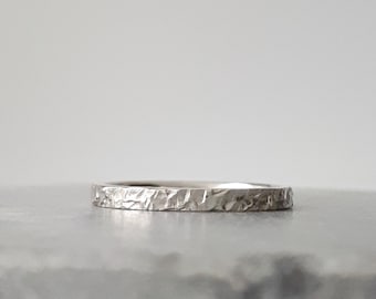 Anillos de plata de ley - Textura de trama cruzada - Banda única - Anillos apilables - Anillos llamativos - Hechos a mano - Apilables