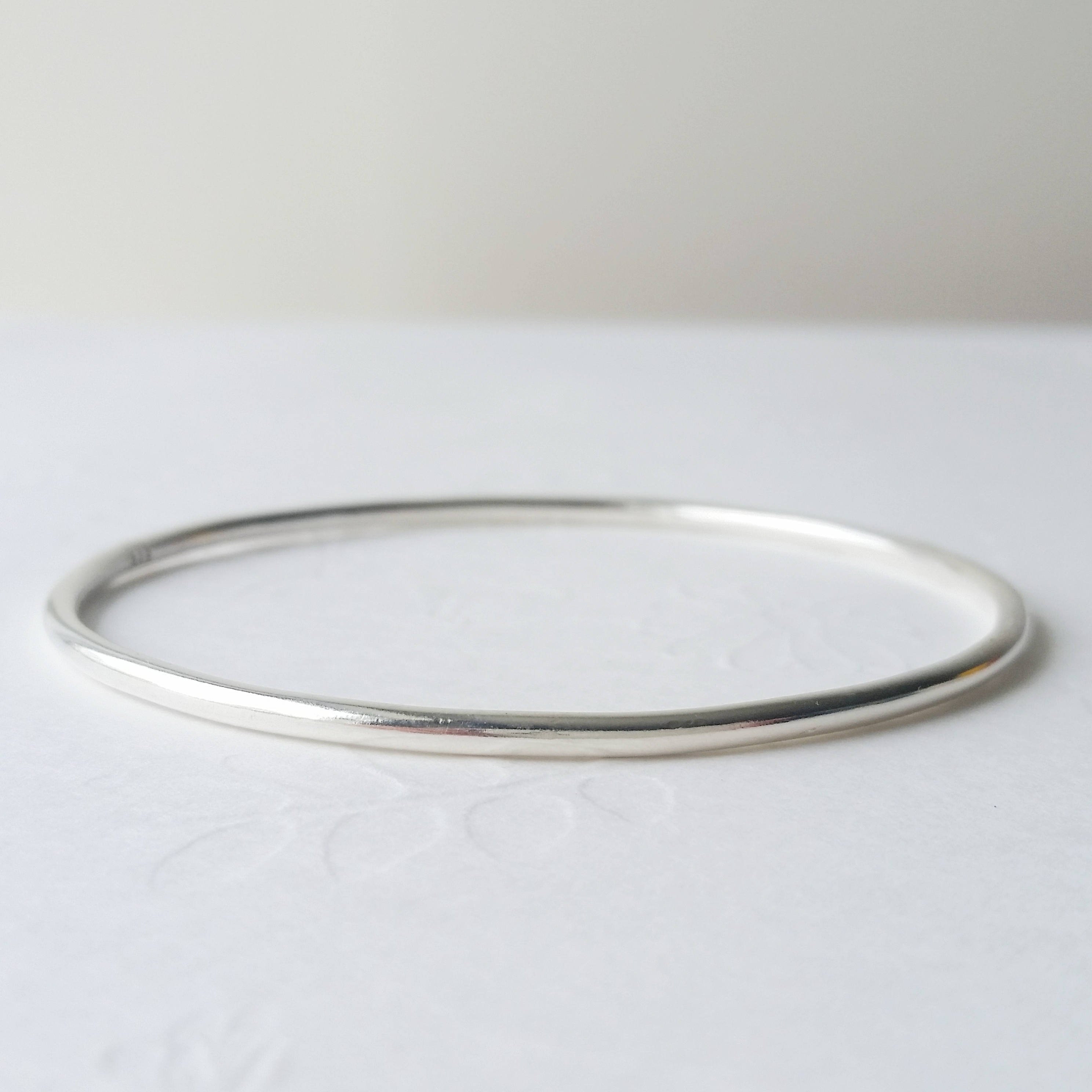 SILVER925 ROUND BANGLE/BRACELET/シルバー/ブレス Amazon.com: Silverly Round Stacking Sterling Silver Bangles