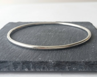 Brazalete de plata - Pulsera de plata de ley - Brazalete liso redondo - Brazalete de plata de ley reciclada