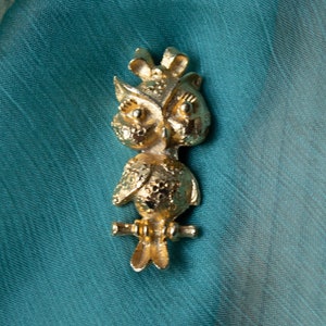 Vintage 1980&#39;s Owl Brooch