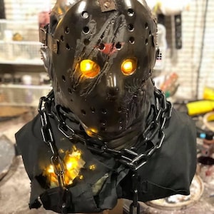 Busto de Jason Voorhies