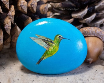 Green Hummingbird (Original oil painting on a stone by Yana Khachikyan)