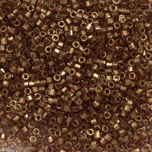 DBC115 - MIYUKI DELICA taille hexagonale, lustre rose doré, rocailles japonaises 11/0