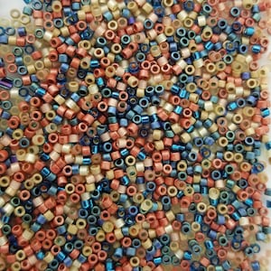 DB-MIX9090 - MIYUKI DELICA, Mix Surf and Sand, Japanese Seed Beads Size 11/0