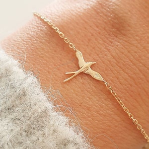 750/000 gold plated swallow bracelet