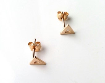 Boucles d'oreilles triangles, plaqué or 750/000- puces triangles doré - triangle earrings, yellow 750 gold plaqted