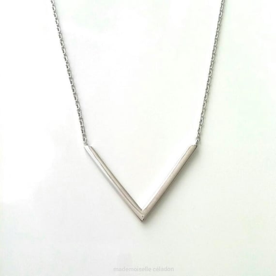 collier argent triangle collier argent triangle