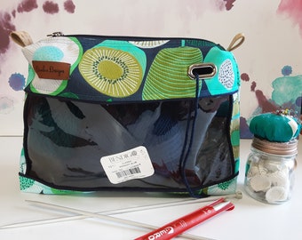 Knitting bag, craft bag, crochet bag, medium size bag, zippered craft bag, lined craft bag, bag for knitters, project bag for knitting