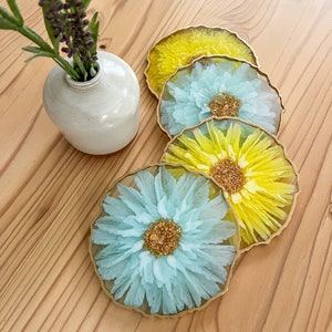 Resin Mixed Floral Coasters Set of 4 | Home Decor | Candle Holder