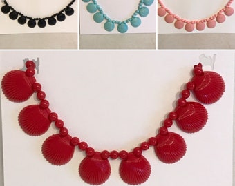 Vintage Deadstock New Old Stock 1950's / 60's  Novelty Seashell  Necklace 4 Colours