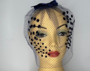 3 Colours Available 1950's Original Deadstock Vintage Bird Cage Veil With Velvet Bow & Chenille Spots V006