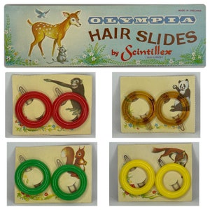 1 PAIR Of 1950&#39;s Vintage New Old Stock Round Small Plastic Olympia Wildlife Cards Hair Slides