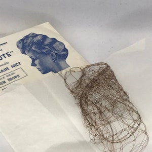 Amazing 1930's Medium Brown "LA BEAUTE" Vintage Deadstock New Old Stock DOUBLE Mesh Human Hair Net image 4