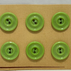 6 Light Green 17mm 1940&#39;s Decorative Casein Buttons Original Vintage Deadstock NBGD0436