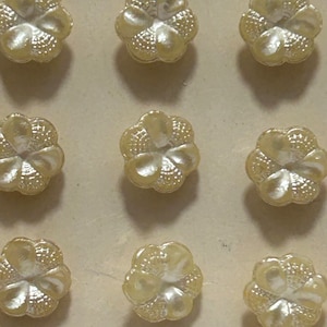 12 Pearl Glass 10mm 1950s Decorative Buttons Original Vintage Deadstock NBGD0311