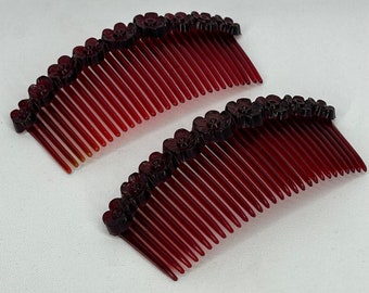 Vintage 1950s Pair Of Decorative Shorty Combs Tight Grip New Old Stock Hair Comb Slide