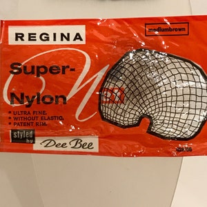 1950&#39;s Vintage Deadstock New Old Stock Medium Brown Ultra Fine REGINA Super - Nylon Hair Net Styled By Dee Bee