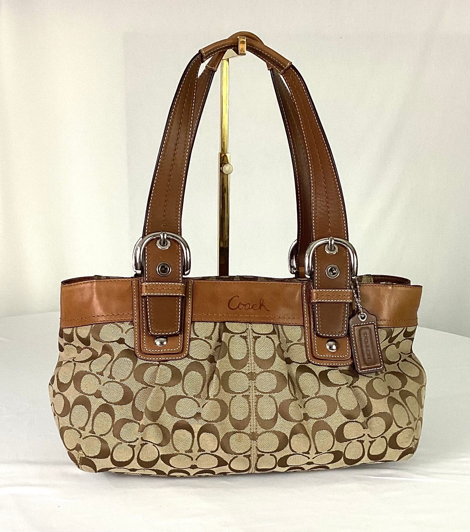 NWOT -coach #F13742 -soho Pleaded Signature, Shoulder Bag