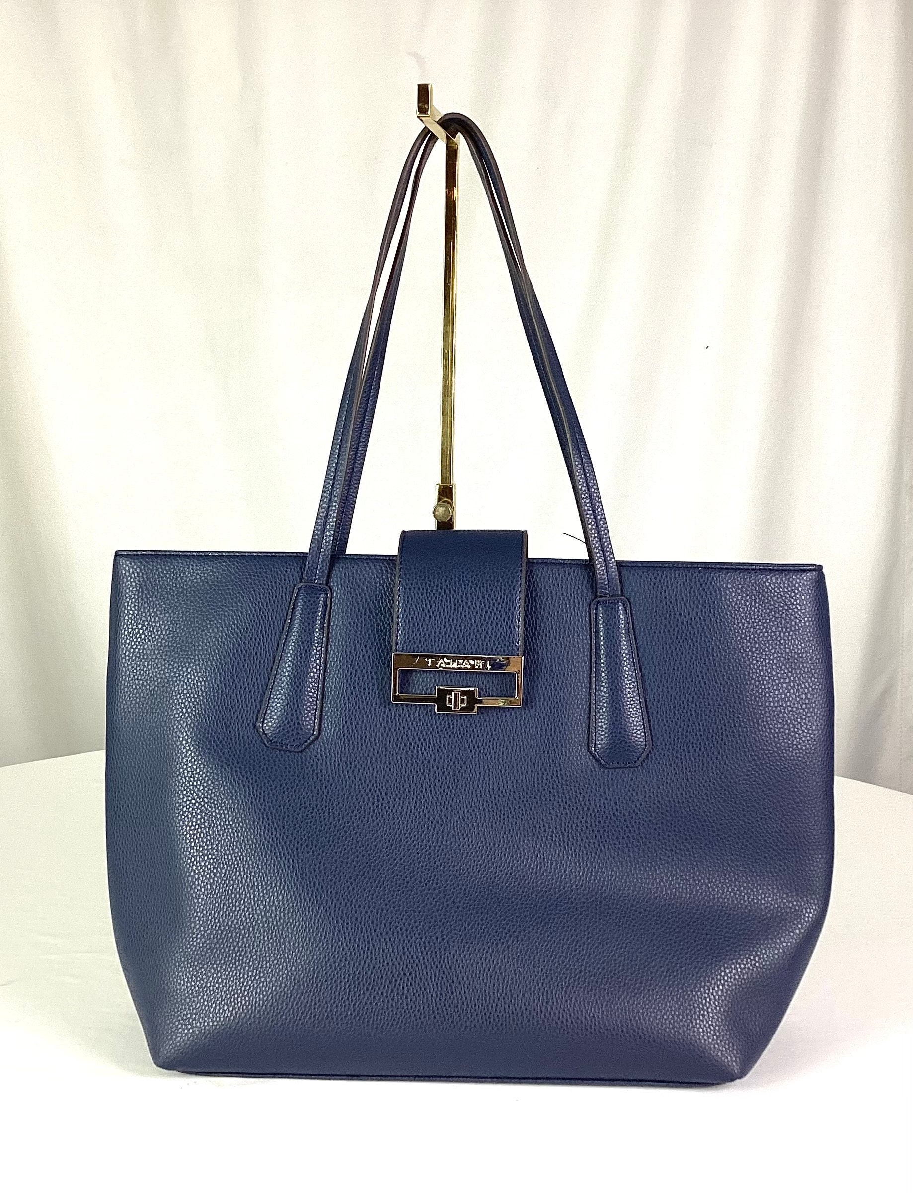 LC Lauren Conrad Black Handbag Tote - Faux leather linning