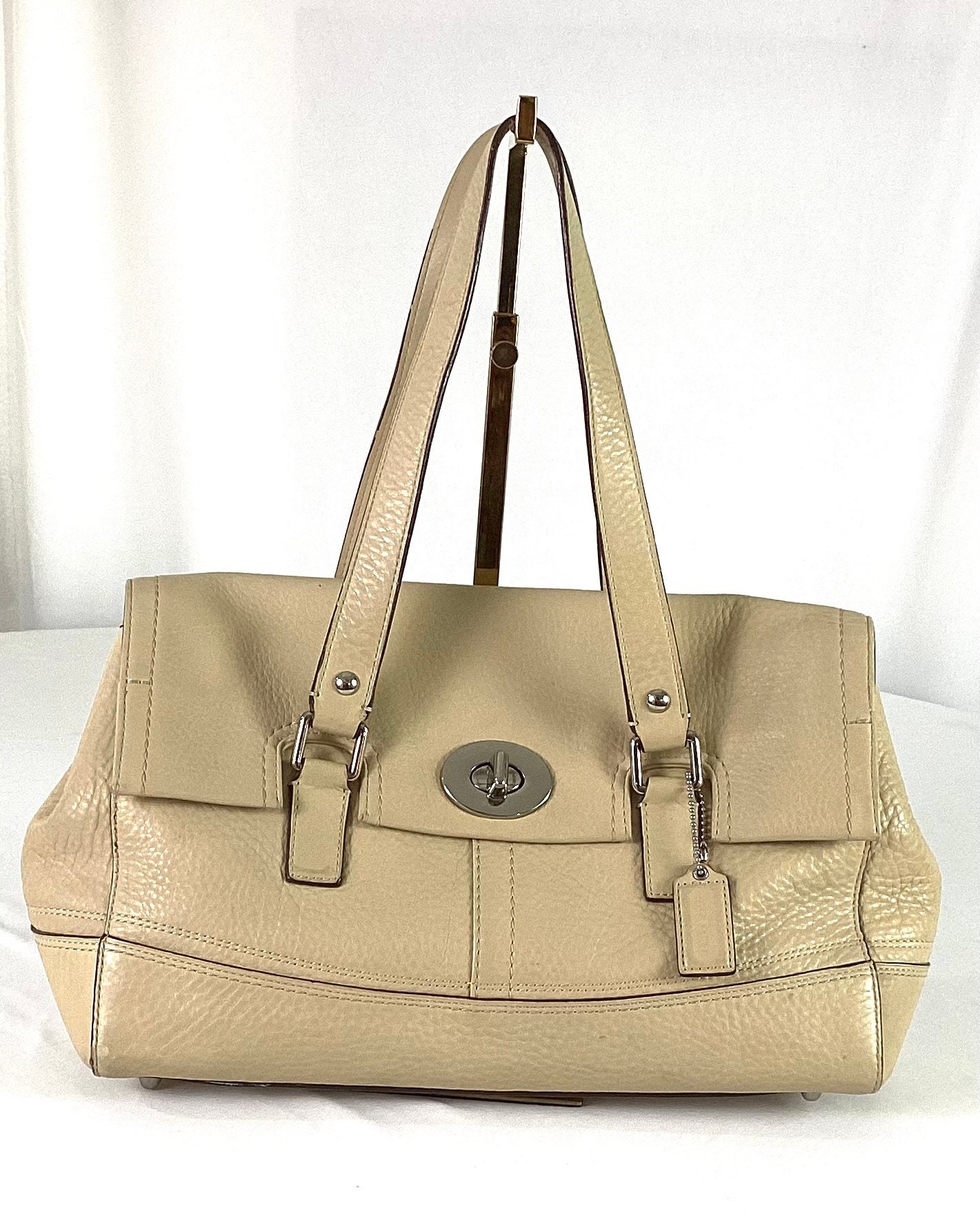Coach #F18091 Taupe Pebbled Leather Shoulder Bag - Etsy