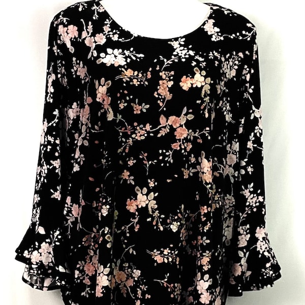 Karl Lagerfeld-liquid knit floral blouse-size 2X