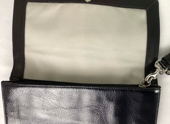 NWOT-vintage coach patent leather wristlet - image 5