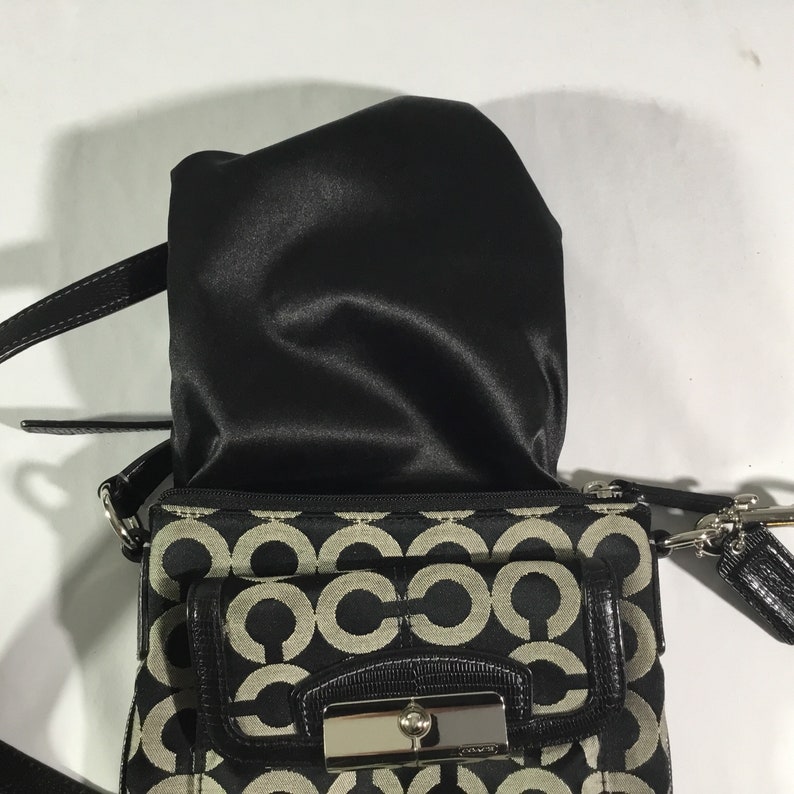 NWOT-Coach signature crossbody bag image 6