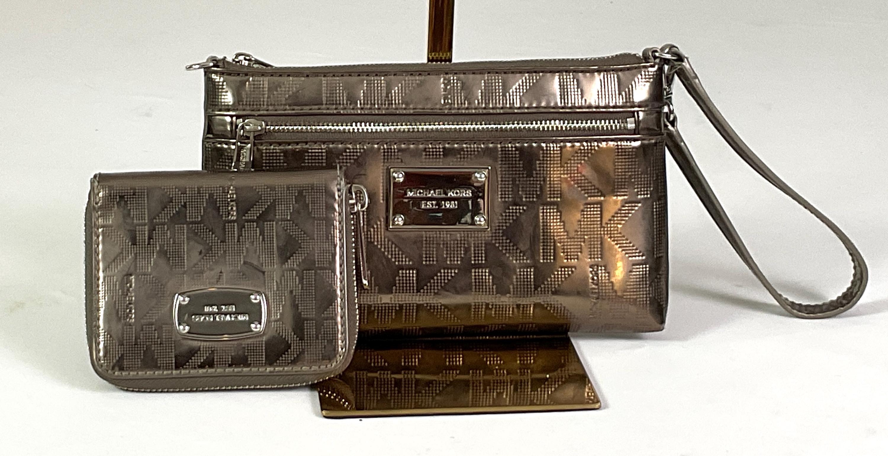 Discontinued! MKors Set Michael kors tote and wallet NEW with tags mk | Mercari main image 4