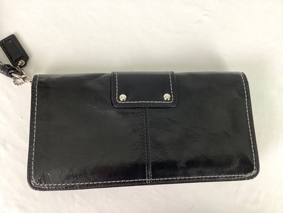 NWOT-vintage coach patent leather wristlet - image 3