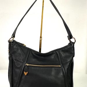 Perlina New York Black Leather Hobo Shoulder Bag Slouchy Gold Hardware Y2K Vintage PERLINA New York Luxurious Black Leather Hobo Bag  main image 2