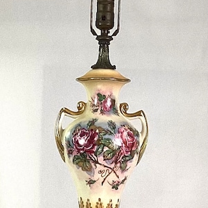 Victorian renaissance revival -hand painted ceramic table lamp
