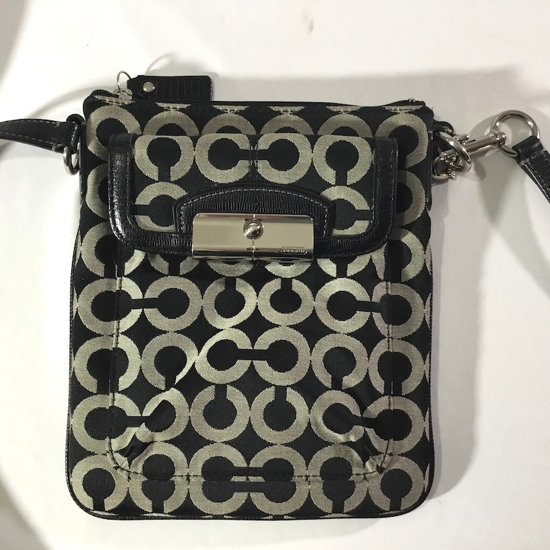 NWOT-Coach signature crossbody bag image 8