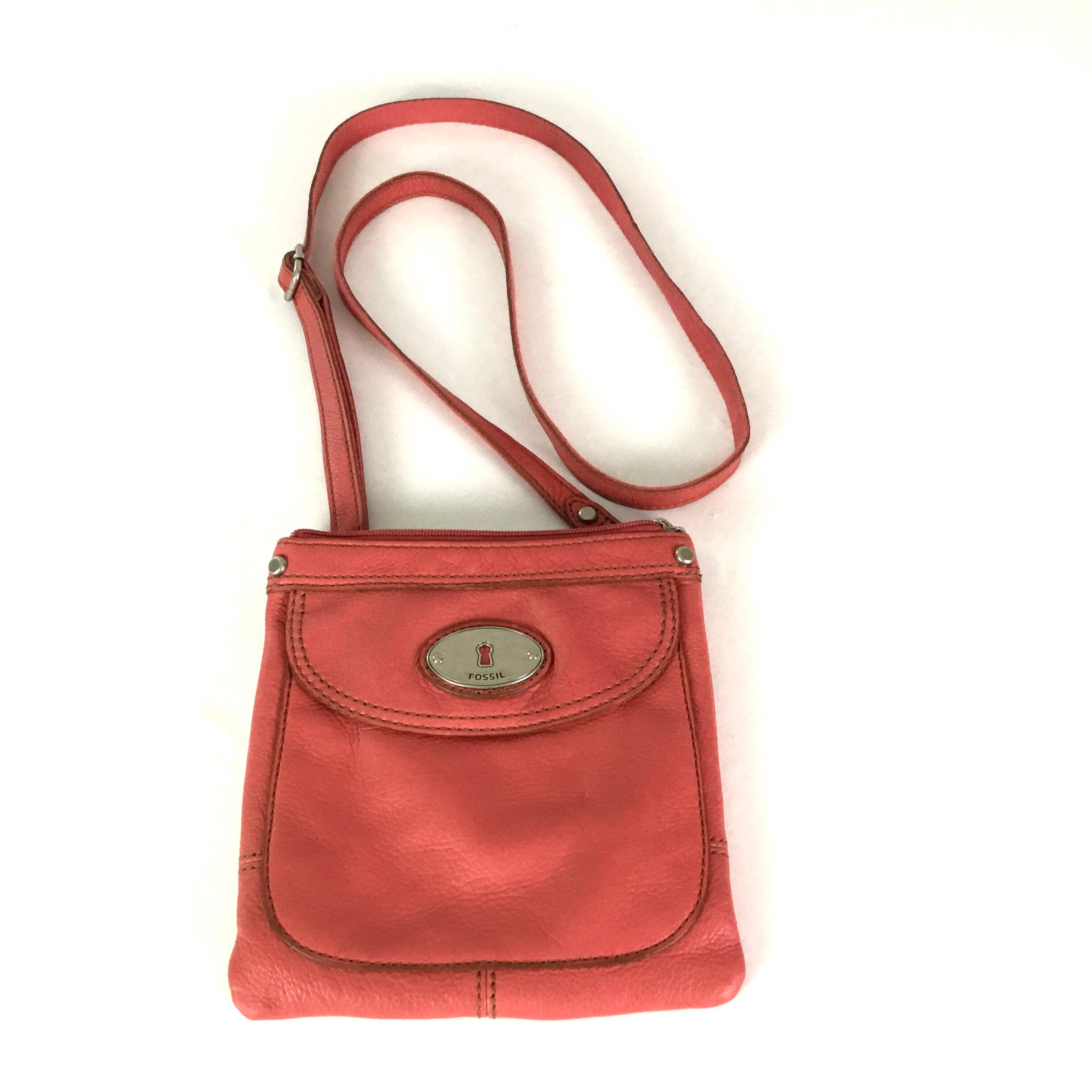Fossil Saddle Style Shoulder Bag Purse Red Genuine Leather Y2K Stitching -  $25 - From Fmm